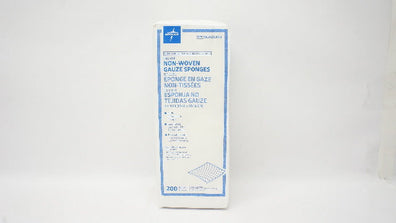 Medline NON26444 Deluxe Non-Woven Gauze Sponges 4-Ply 4 x 4inch - Pack of 200